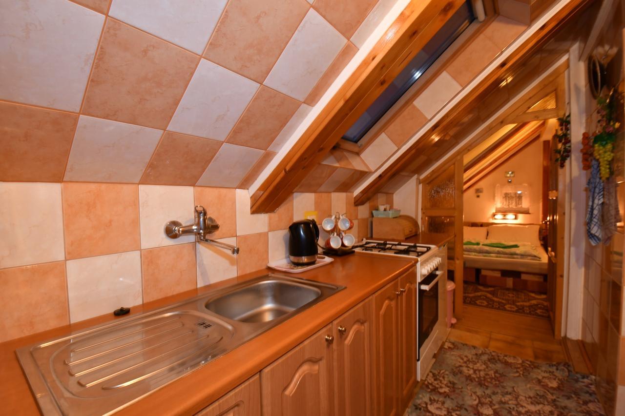 U Vlasty Homestay Strba